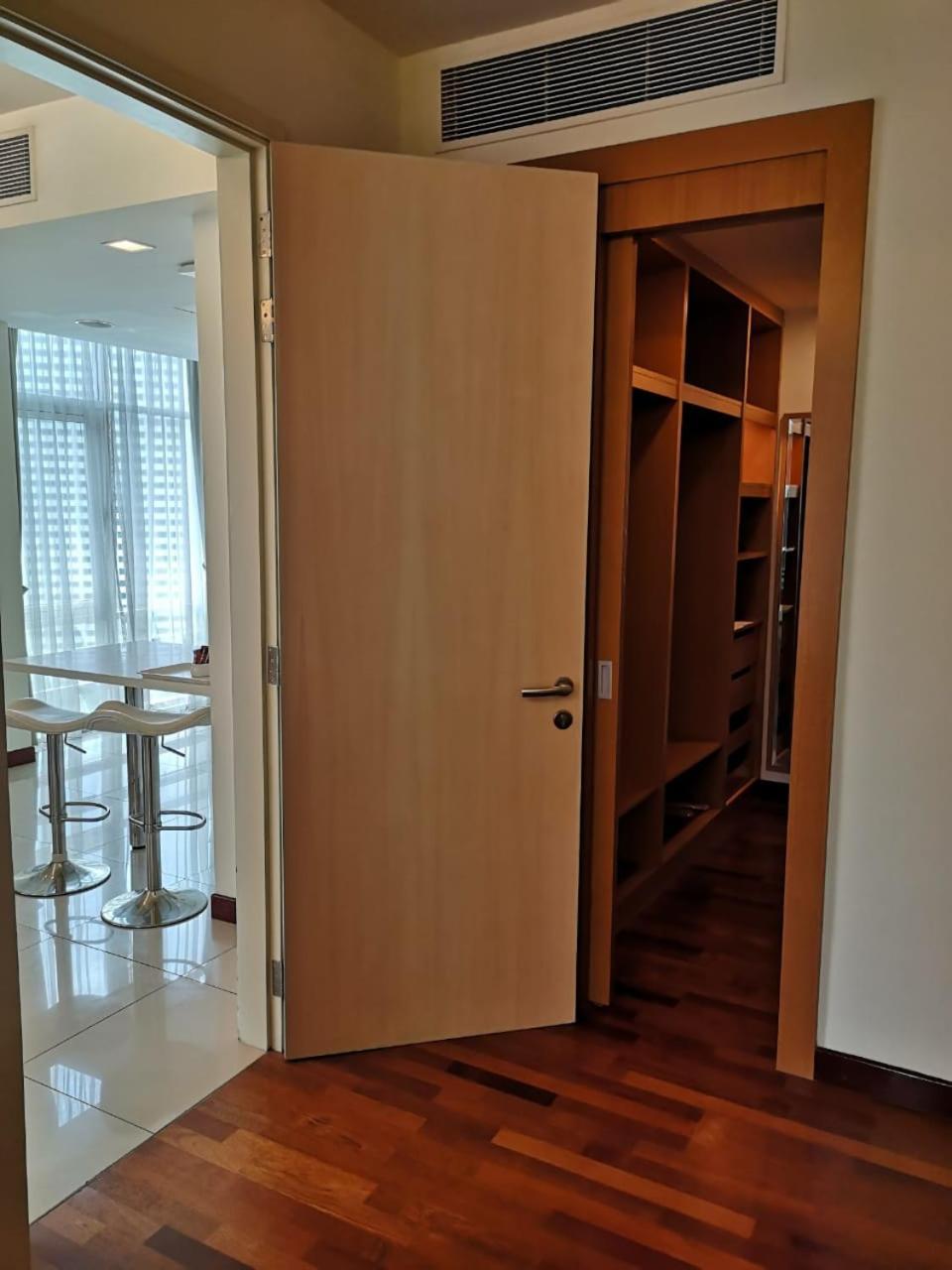 Cormar Suites Kuala Lumpur Rum bild